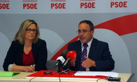 El PSOE regional exige que no se levante «ni una traviesa» del ferrocarril vía de la Plata Plasencia-Astorga