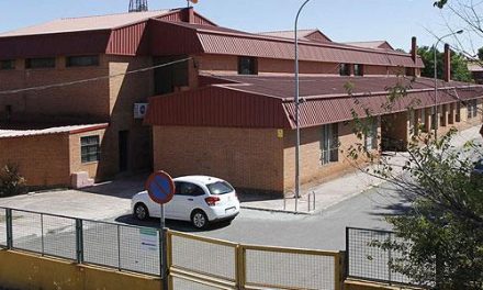 Fomento construirá seis viviendas para mujeres en situación de acogida en el centro de Valcorchero