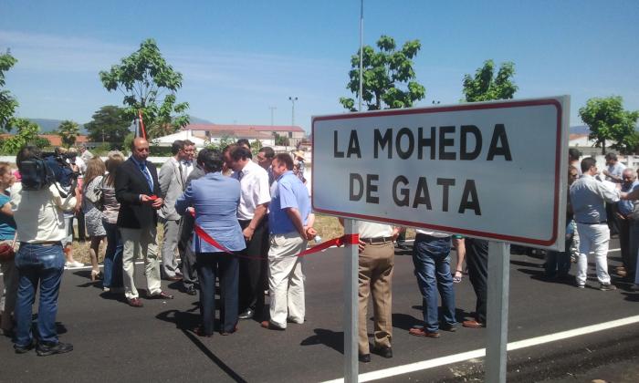 La Diputación de Cáceres buscará colaboración para finalizar la carretera que une Moraleja y Guijo de Coria