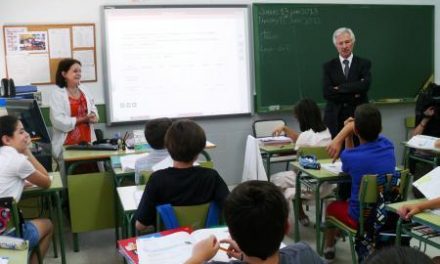 Extremadura es la primera región con pizarras digitales en todas las aulas desde 5º de Primaria hasta 4º de ESO