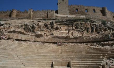 Extremadura defiende en Atenas el buen trabajo de la restauración del Teatro Romano de Medellín