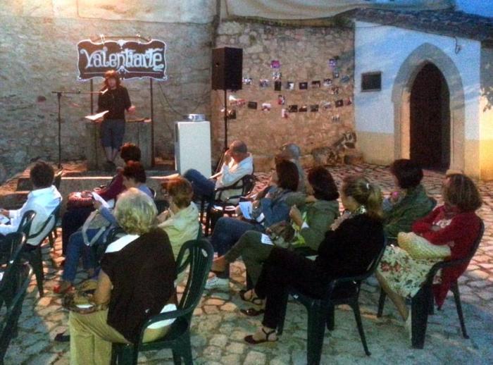 Las «Noches del Patio» de Valencia de Alcántara acogerá una conferencia  de historias de la Raya