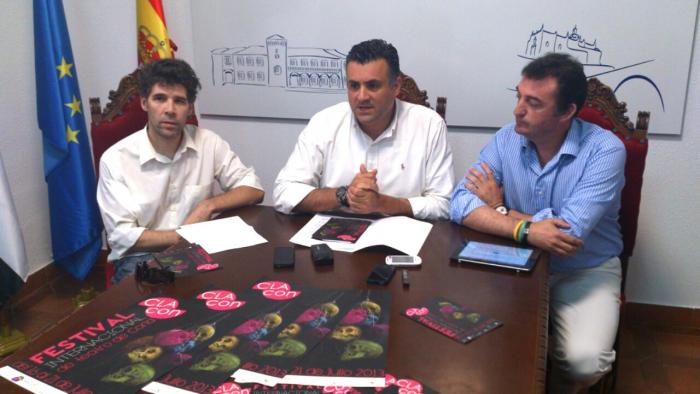 La Diputación de Cáceres demuestra su compromiso con el Festival Internacional de Teatro “Clacon” de Coria