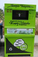 Una empresa de reciclaje instala cinco contenedores en Moraleja para recoger ropa y residuos textiles