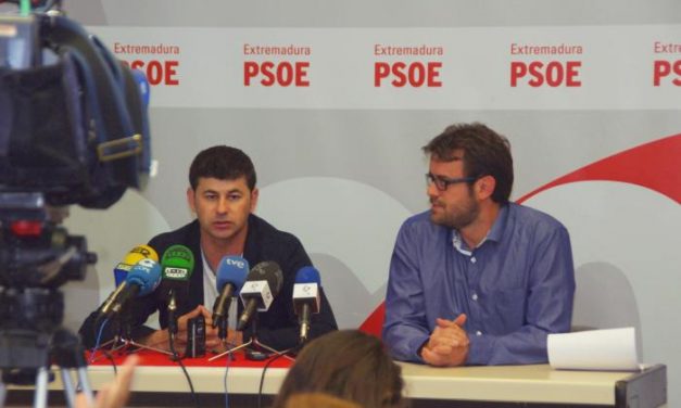 El PSOE de Cáceres cree que la reforma de la administración local supondrá un retroceso