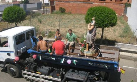 El barrio de San Cristobal de Moraleja celebra las fiestas en honor al patrón con un menor número de vehículos