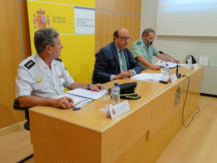 El delegado del Gobierno en Extremadura anuncia que la región cumple un año y medio como la más segura