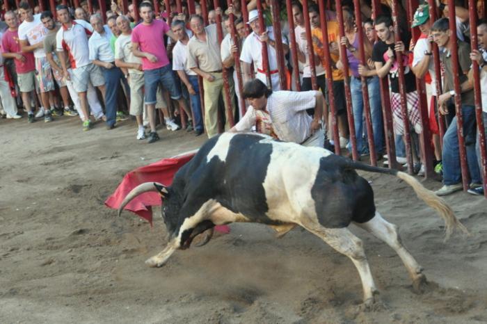 El torero Pascual Gómez se encuentra fuera de peligro en planta en el Complejo Hospitalario de Salamanca