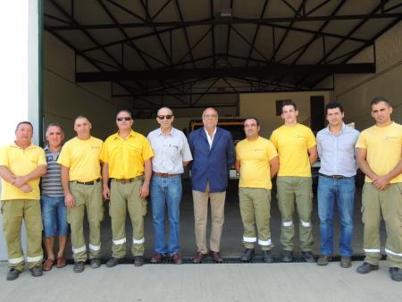 Echávarri alaba la labor de los profesionales en la lucha contra incendios y agradece la colaboración ciudadana