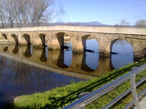 La Confederación Hidrográfica del Tajo inicia las obras de limpieza de las orillas del río Ribera de Gata