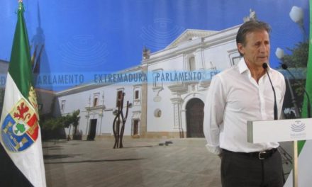IU cree que el presidente de Caja Extremadura mintió ya que la integración en Liberbank afecta al empleo
