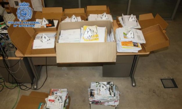 La Policía Nacional detiene a un cartero en Plasencia por apoderarse de 2.274 cartas y diversa correspondencia