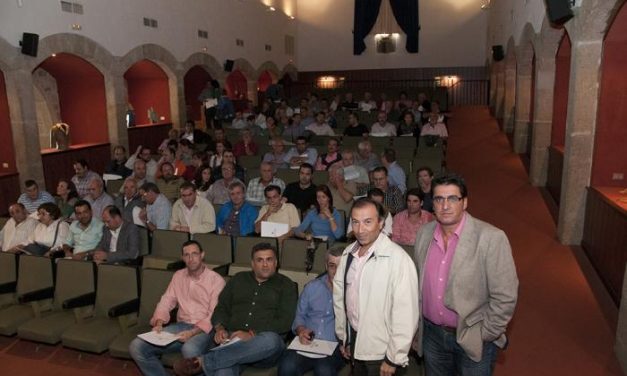 La Diputación de Cáceres presenta a los alcaldes por primera vez un plan bianual de inversiones de 37 millones