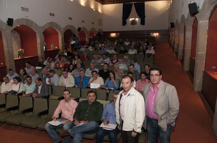 La Diputación de Cáceres presenta a los alcaldes por primera vez un plan bianual de inversiones de 37 millones