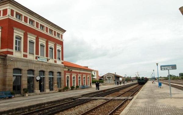 El Gobierno de Extremadura asegura que la parada en Navalmoral sigue incluida en la línea de alta velocidad
