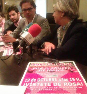 La I Marcha Rosa de Plasencia contra el cáncer de mama vende 1.300 dorsales solidarios para el sábado