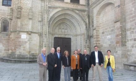 Ballestero muestra su satisfacción por el proyecto de Cultura para mejorar la estabilidad de la catedral