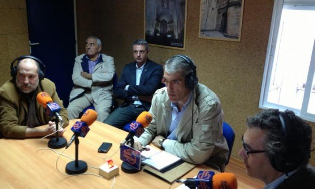 La Junta invertirá 350.000 euros en el nuevo campo de fútbol de césped artificial de Valencia de Alcántara