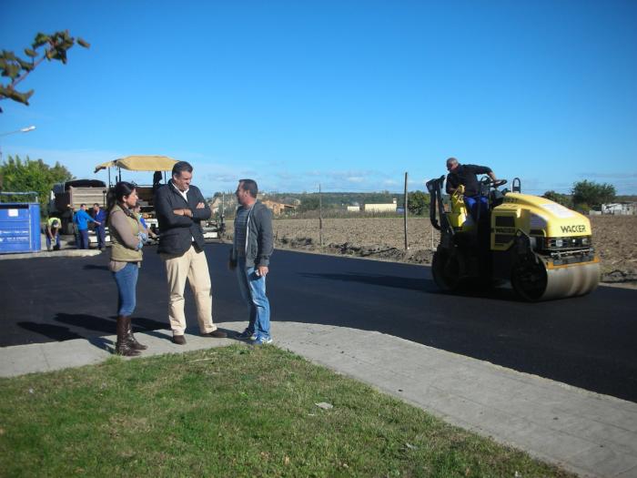 Comienzan las obras de asfaltado de calles en Rincón del Obispo con una inversión de 30.000 euros