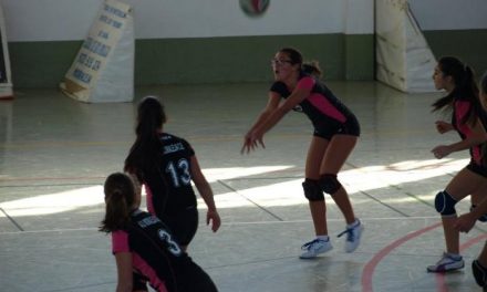 El equipo de veteranas de Sierra de Gata gana el Torneo de Voleibol de Moraleja