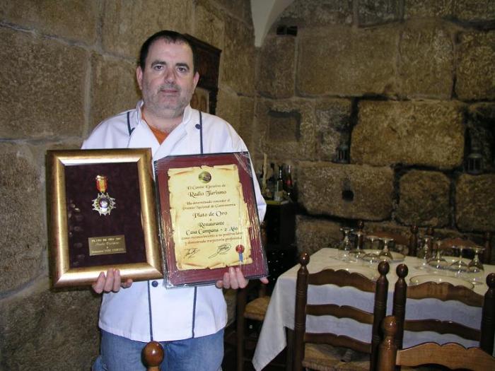 El cauriense Vicente Alcoba Lisero ha sido premiado con el premio de gastronomía Plato de Oro 2007