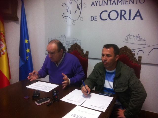 El concejal de Hacienda de Coria afirma que el ayuntamiento «siempre ha pagado salarios legales»