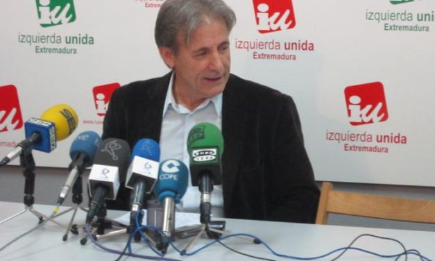 Pedro Escobar afirma que Izquierda Unida es la única alternativa al bipartidismo en Extremadura