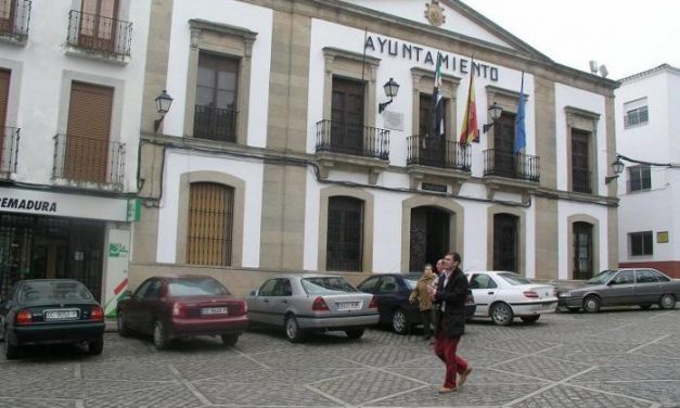 El Ayuntamiento de Arroyo de la Luz ha aprobado un catálogo de derechos para todos sus trabajadores
