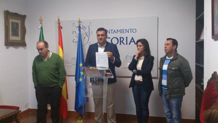 El alcalde de Coria pide la dimisión de los socialistas Fabia Moreno y Juan Manuel Hernández