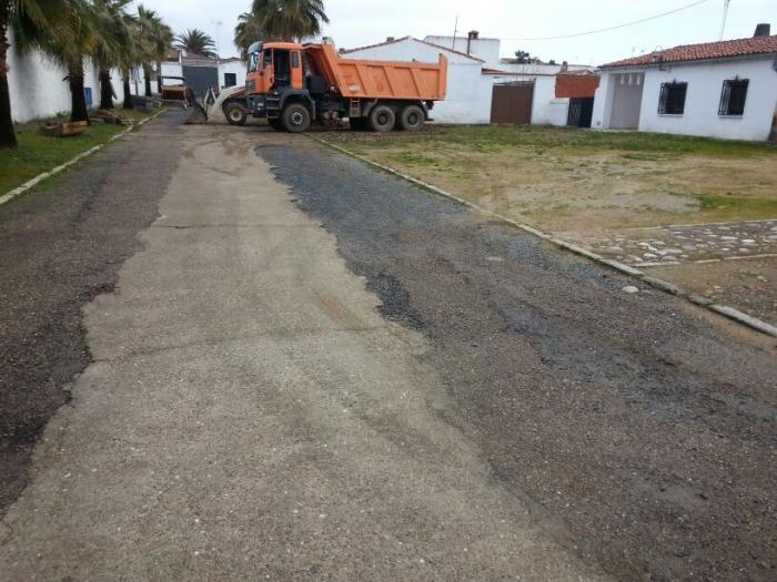 El Ayuntamiento de Coria comienza a ejecutar obras en la Calle Oliva de Puebla de Argeme