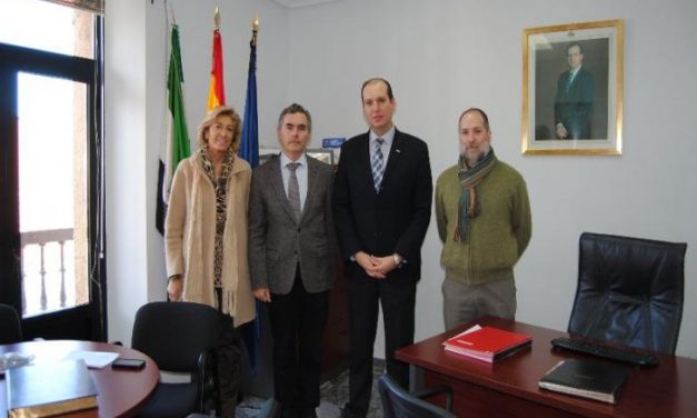 Pablo Carrilho demanda al Gobierno de Extremadura la creación de programas de formación socio-sanitaria