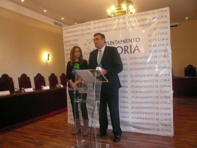 El Gobierno de Extremadura invertirá 150.000 euros en el mercado de abastos de Coria y 330.000 en la travesía