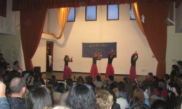 El I Festival de Flamenco Benéfico de Rincón del Obispo recaudó 500 euros para la Asociación Oncológica