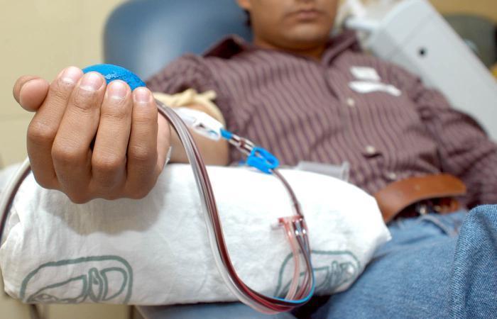 Los equipos del Banco de Sangre recogerán unos 2.000 litros de plasma en 41 localidades en marzo