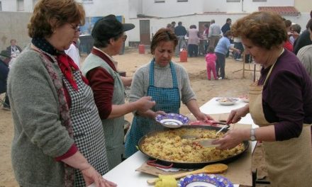 Moraleja organiza una cena con baile y humor para conmemorar el Día Internacional de la Mujer
