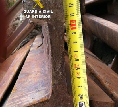 La Guardia Civil aborta el robo masivo de raíles de la vía férrea en Plasencia y detiene a cuatro personas