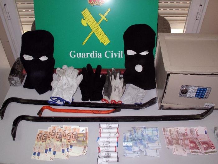 La Guardia Civil desarticula un grupo organizado dedicado al robo en establecimientos