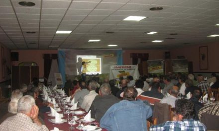 Cerca de 150 agricultores asisten en Moraleja a una charla sobre distintas variedades de maíz