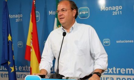 Monago recalca a Vara que PP y PSOE no son “iguales” en alusión a la candidatura de Pepe Blanco a las elecciones europeas