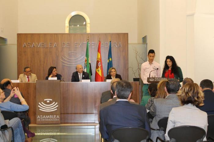 El Gobierno potencia la presencia de jóvenes y mujeres en la Comunidad Gitana en Extremadura