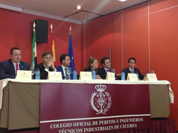 Cardesa subraya que la estrategia industrial posicionará a Extremadura en ámbitos internacionales