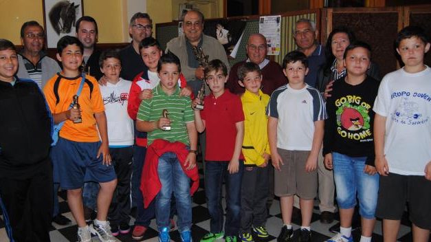 Justo Navas y Ángel Berbellido ganan el I Torneo de Ajedrez de Semana Santa de Valencia de Alcántara
