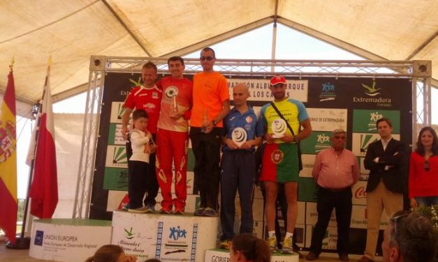 El portugués Bruno Paixao y la sanvicenteña Tania Carretero gana la IX Media Maratón de Alburquerque