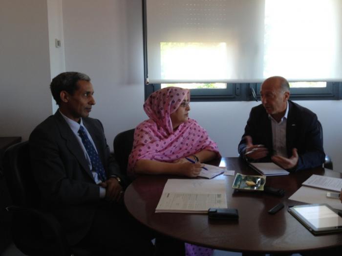 Bravo se reúne con la delegada del saharaui para planificar el programa “Vacaciones en Paz”