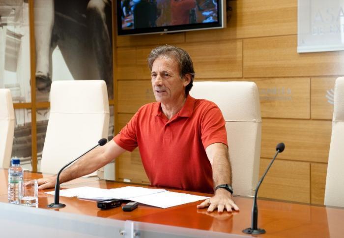 El coordinador de IU Extremadura califica de «pelea personal» el debate entre Monago y Vara