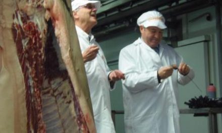 El director general de Agricultura subraya la importancia del sector porcino ibérico