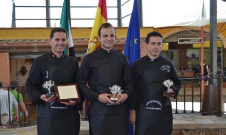 Francisco Rivero consigue el cuchillo de oro del XXV Salón del Jamón Ibérico de Jerez de los Caballeros