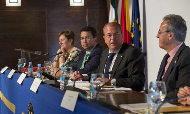 El presidente Monago asegura que la crisis ha servido para fortalecer el tejido productivo