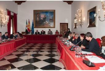 El PP solicita a Morales que ejerza de portavoz y participe en los plenos de la Diputación de Cáceres