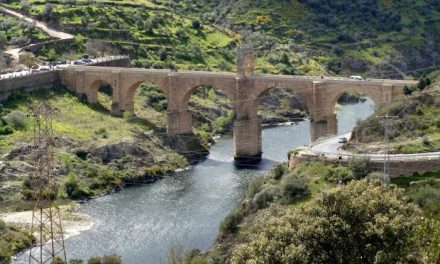 El Puente de Alcántara aventaja a su rival en la segunda fase del certamen «Mejor Rincón 2014»